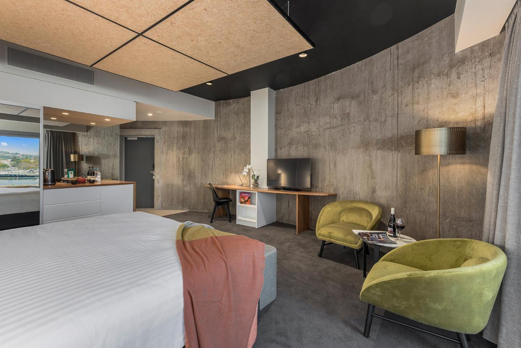 Hotel Peppers Silo Launceston Esterno foto A room at the hotel