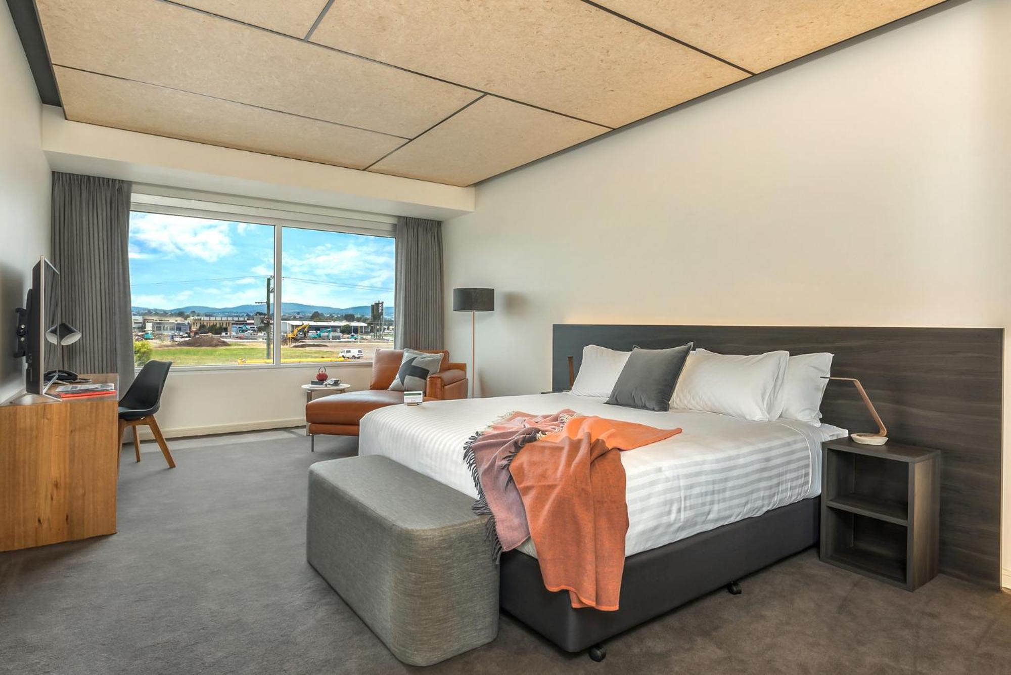 Hotel Peppers Silo Launceston Esterno foto A room at the hotel