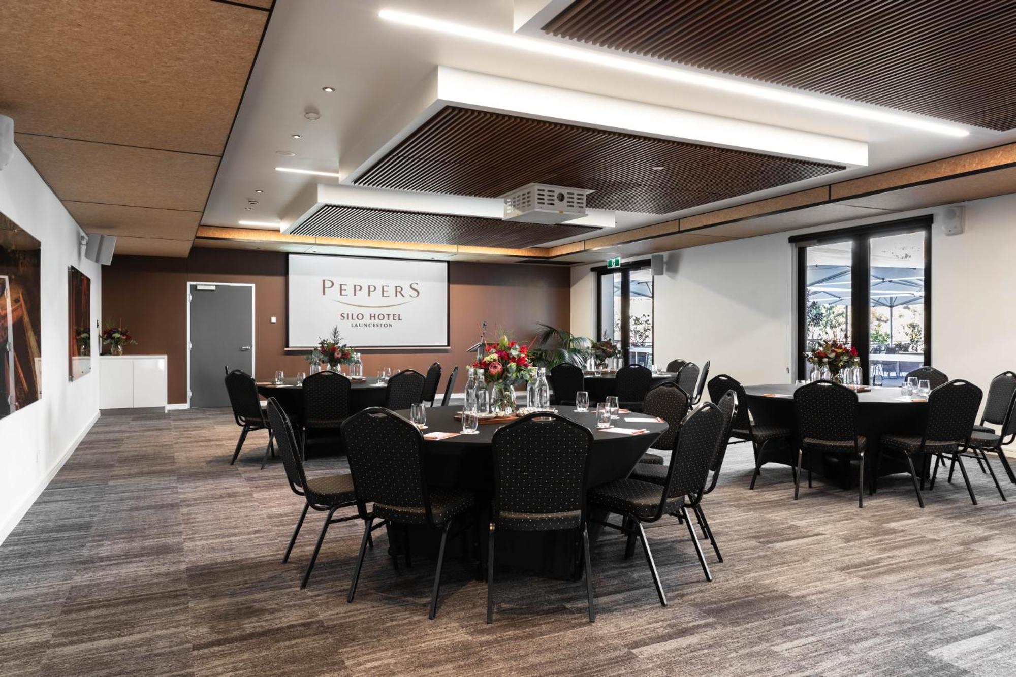 Hotel Peppers Silo Launceston Esterno foto The Boardroom at the Pepper Institute on the campus of Texas Tech University