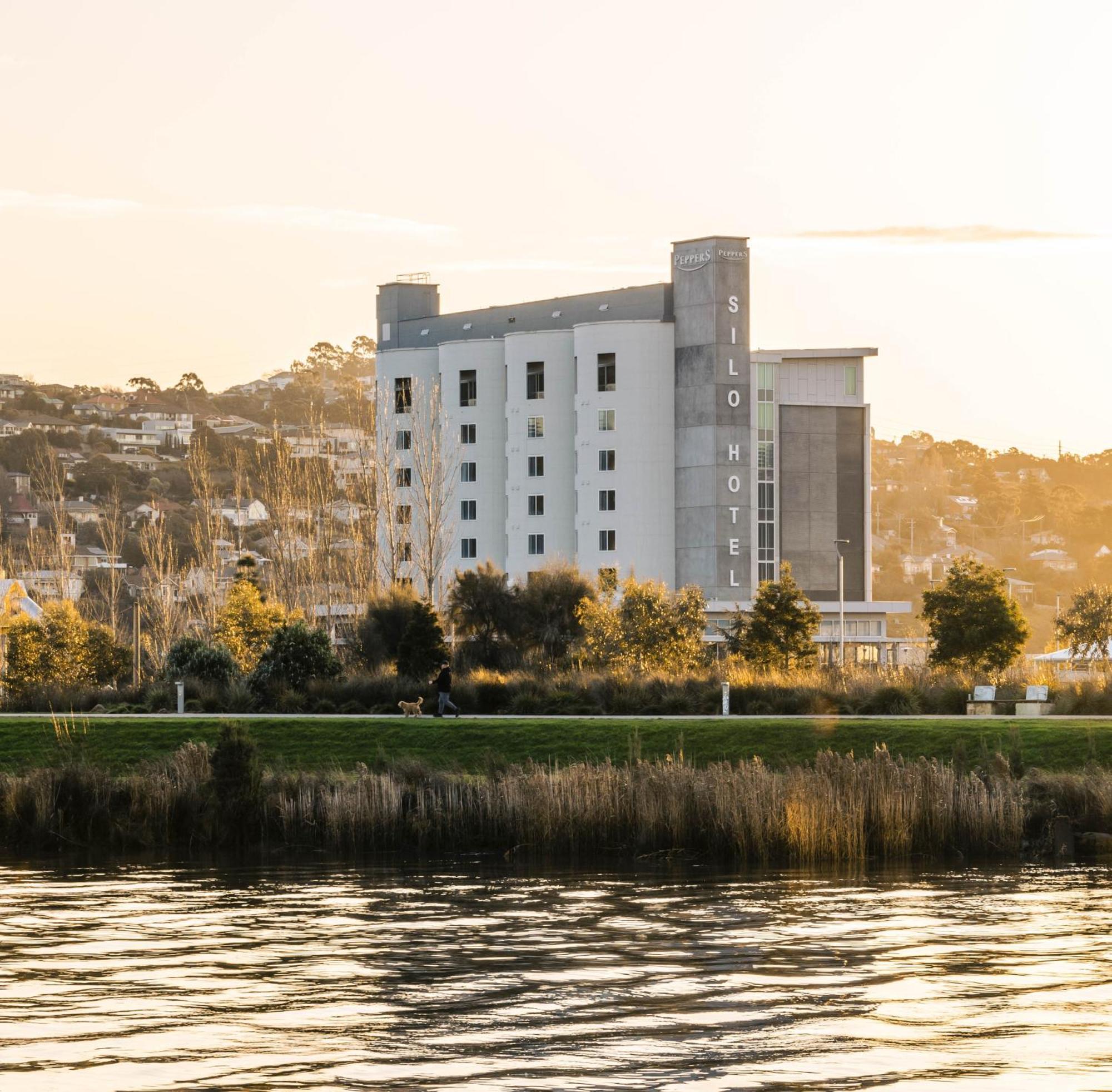 Hotel Peppers Silo Launceston Esterno foto The Silo Hotel