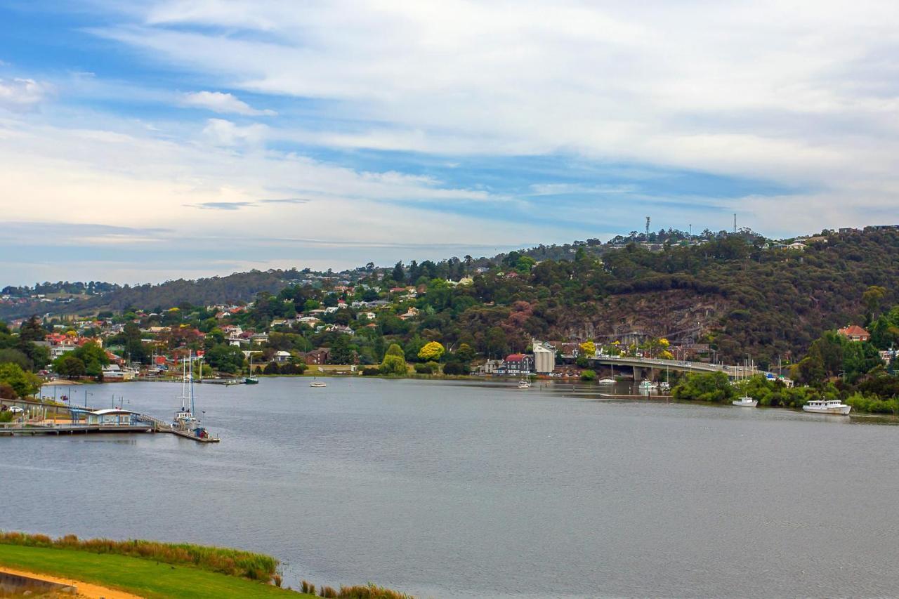 Hotel Peppers Silo Launceston Camera foto View of the Swan River from the Perth Hills
